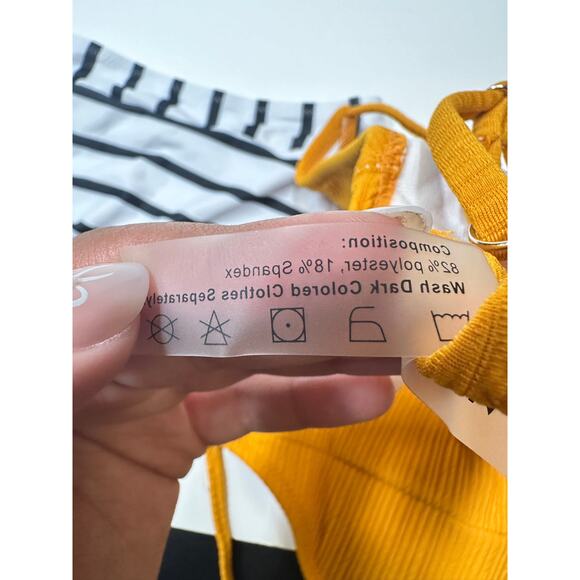 Two-Pieces Swimsuit Bikini Set Sz M - Picture 4 of 6